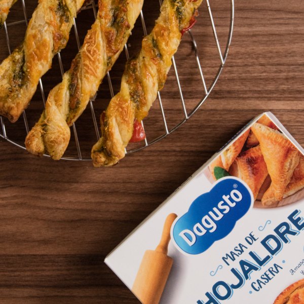 Deditos de hojaldre Dagusto® de pesto